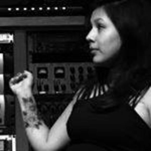 Meet your Posher, Elizabeth - Picture 1 of 1